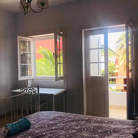 Konukevi Nomad Santa Fe